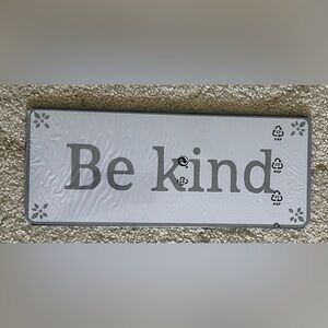 Be Kind decoration